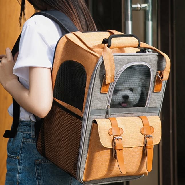 ペット キャリーバッグ 犬用高級レザー風リュック型ペットキャリー
