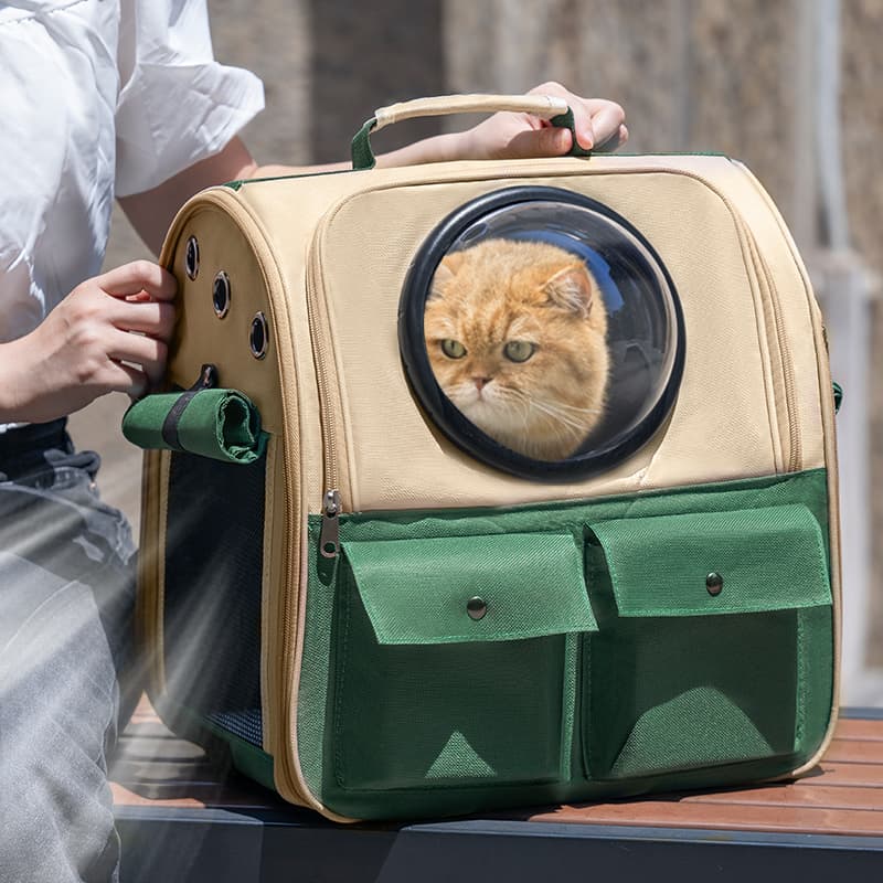 ペット キャリー 猫用窓付き宇宙船キャリー 安心おでかけバッグ